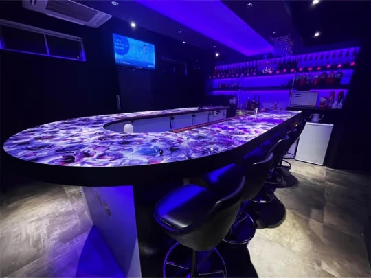 giRl's baR uRa庭 (ウラニワ)