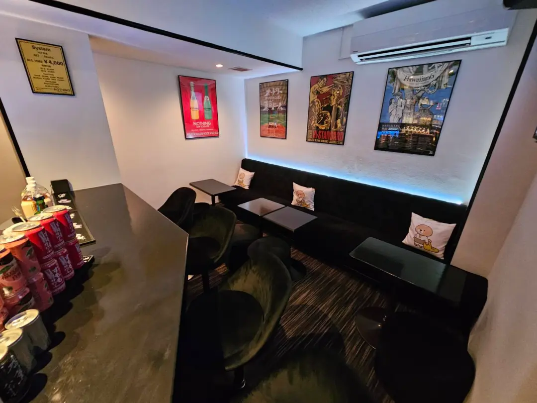 NOTHING Bar Lounge(ナッシング)