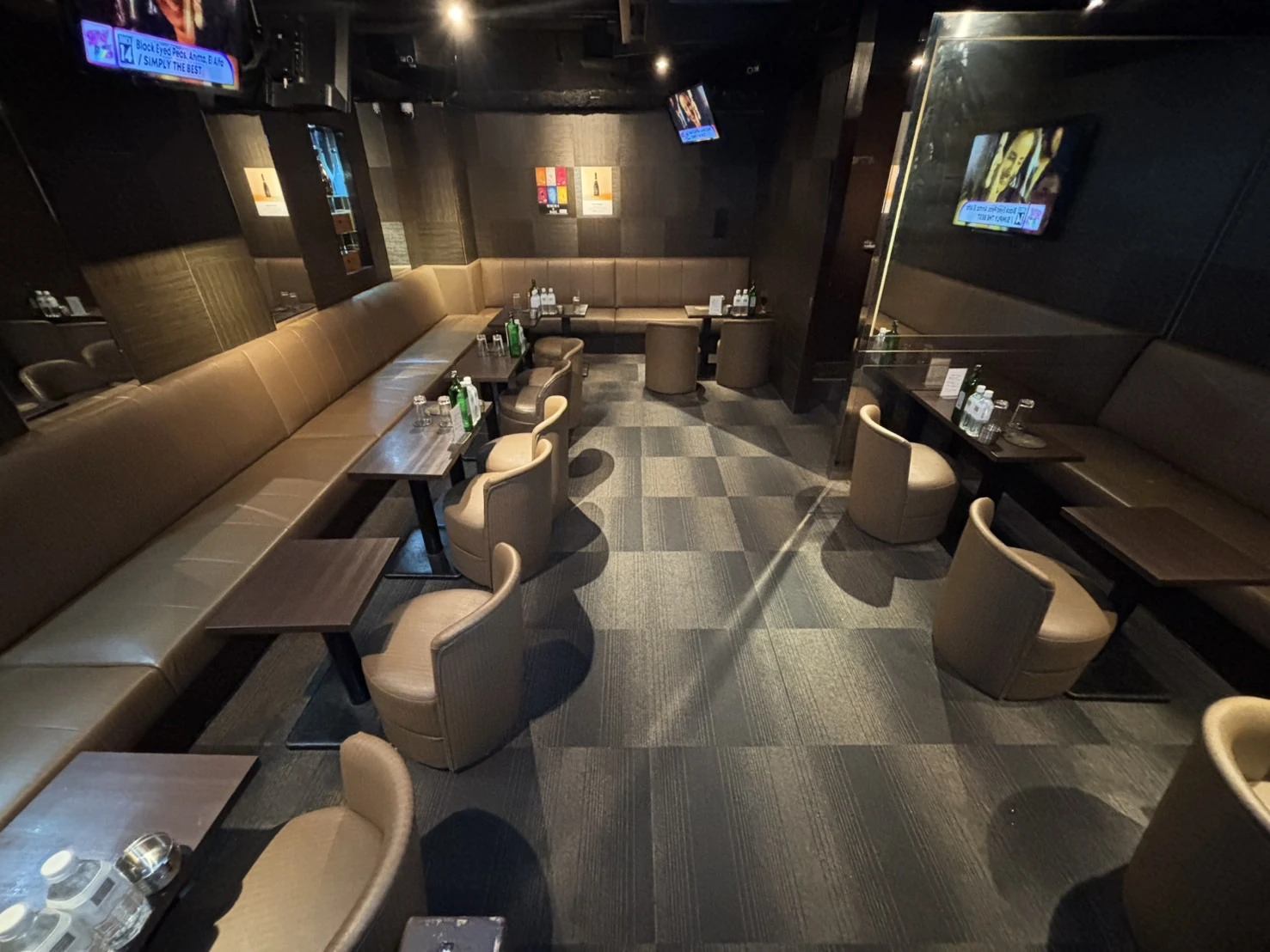 Girlsbar＆Lounge Jewel(ジュエル)