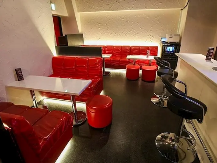 Girls Bar & Lounge COLON(コロン)