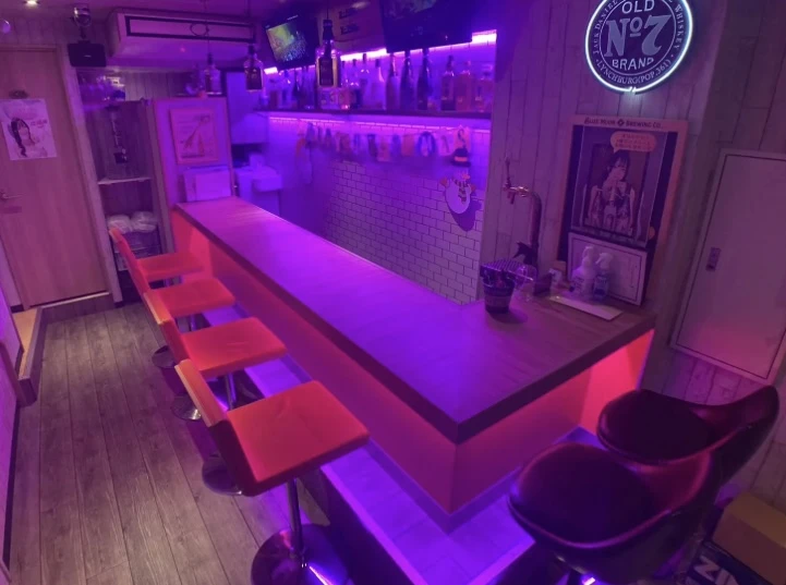 CAFEBAR. EBISU 西口店(エビス)