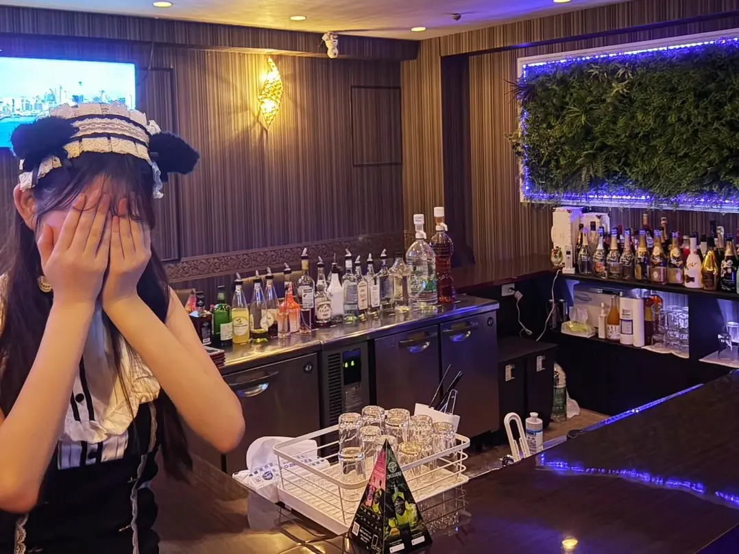 GIRLS BAR ELENA (エレナ)