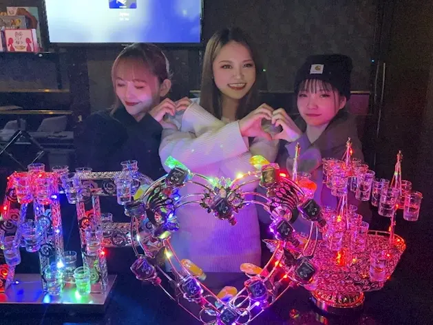 BOMBAR(ボンバー)