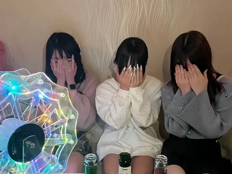 Girl's Bar  TINDER LAND(ティンダーランド)