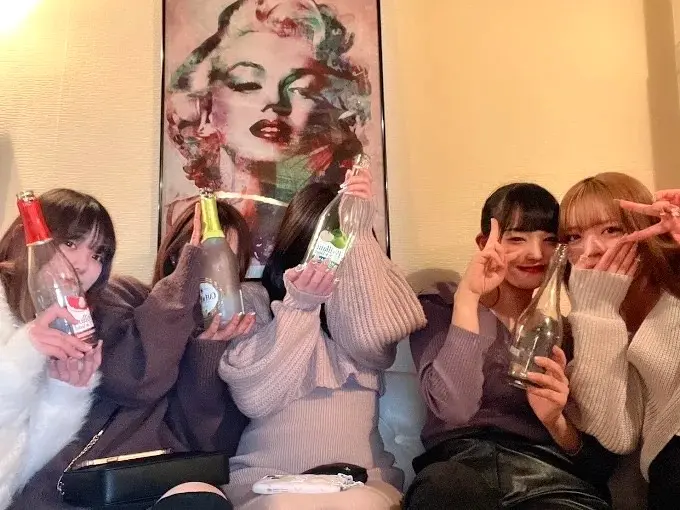 Girl's Bar  TINDER LAND(ティンダーランド)