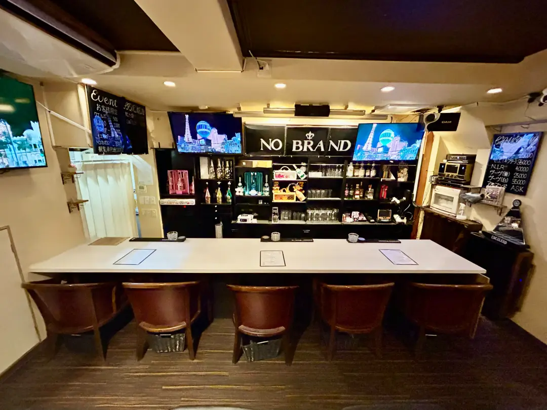 Cafe&Bar NO BRAND (ノーブランド)