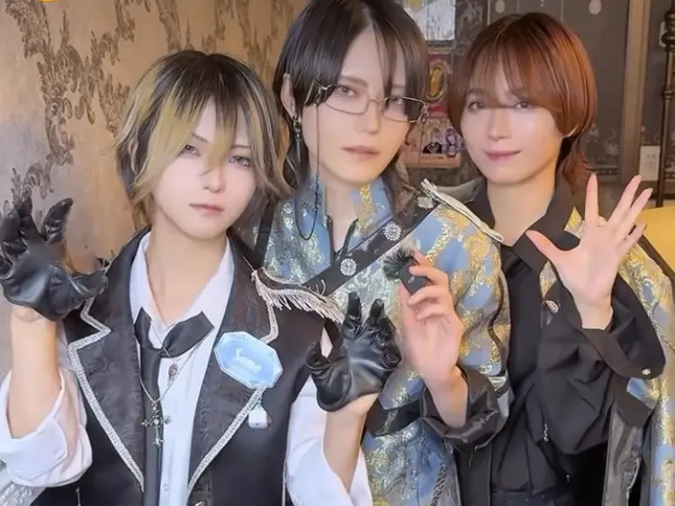 Cafe&Bar Bijouxlarme (ビジュラム)