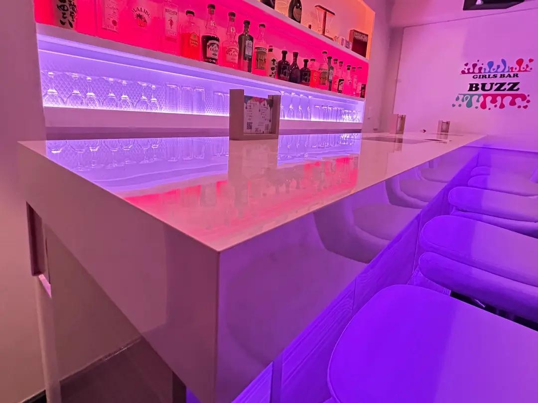 GIRLS BAR BUZZ(バズ)
