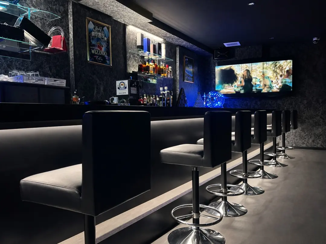 girls bar La Vie(ラヴィ)