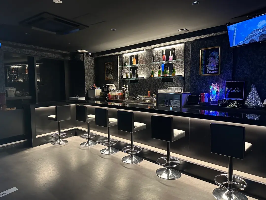 girls bar La Vie(ラヴィ)
