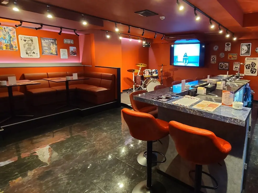 PALACE-ATHENE (パラスアテネ)