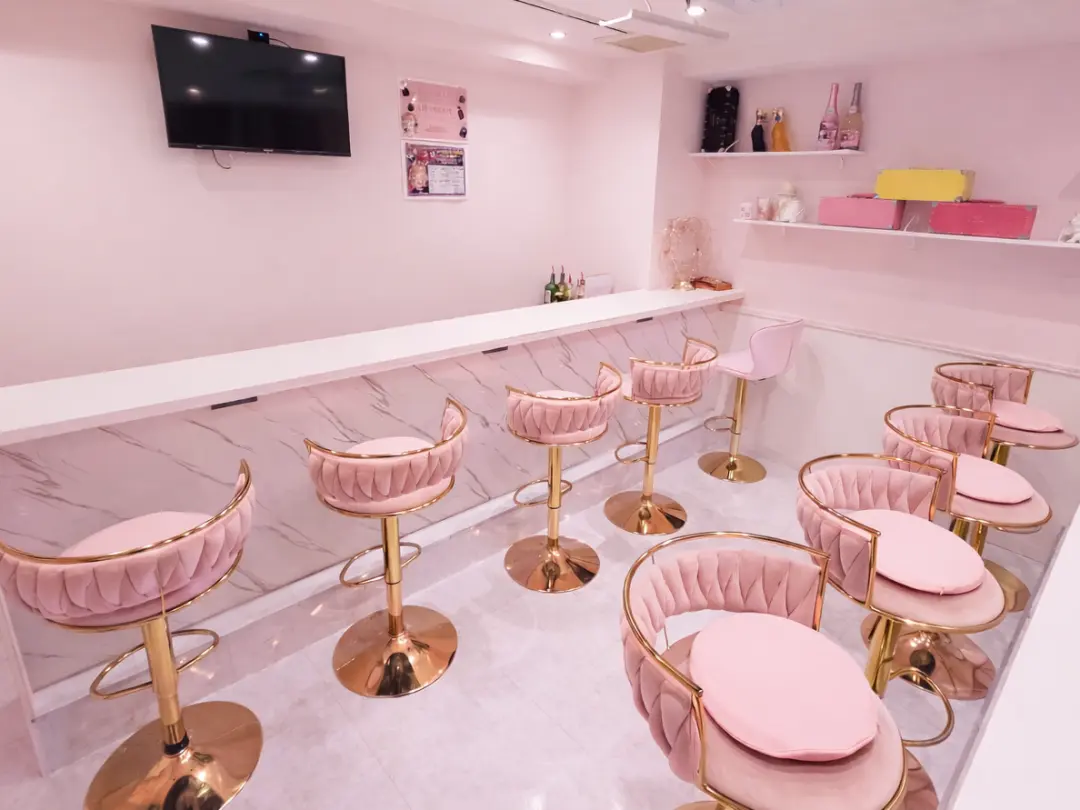 コンセプトガールズバー Mignon(ミニョン)