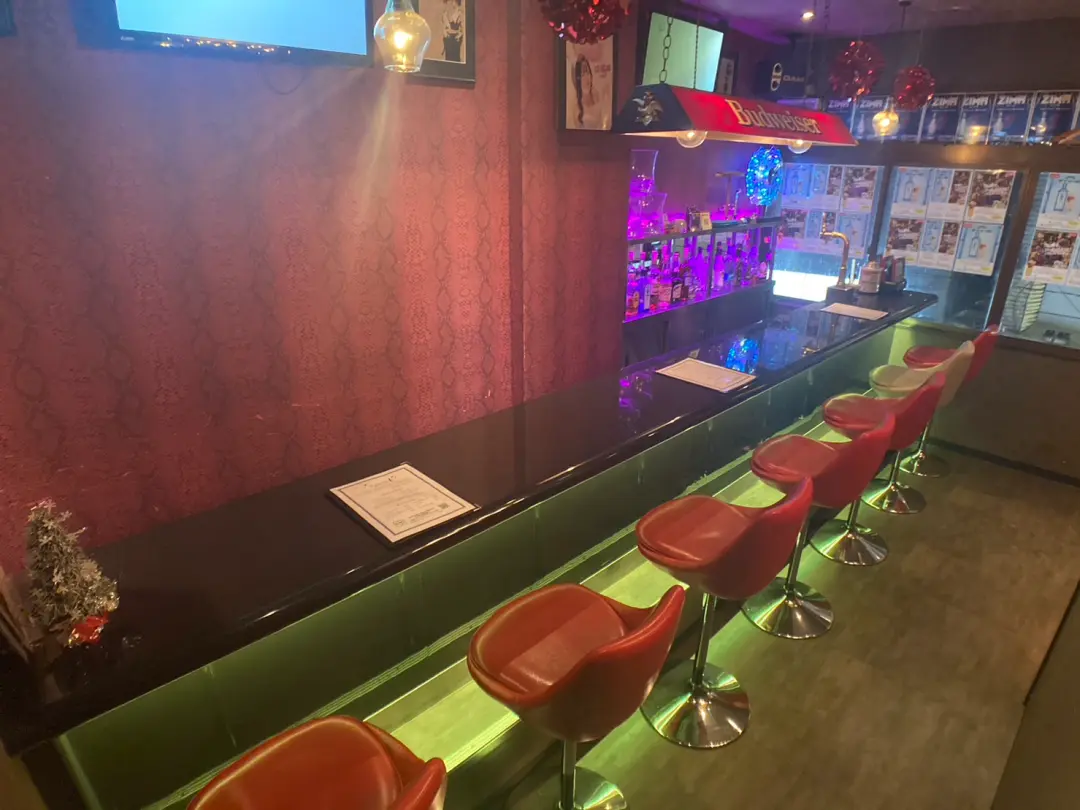 CAFEBAR. EBISU 西口店(エビス)