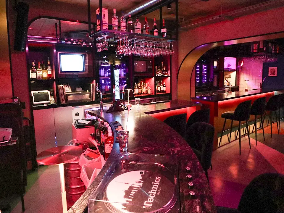 Velvety Bar (ベルベッティバー)