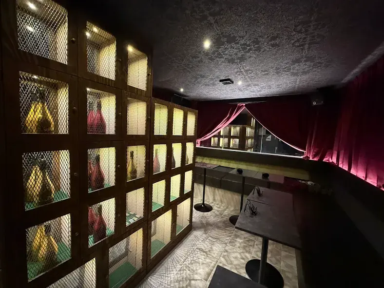 Girls bar BAN（バン）