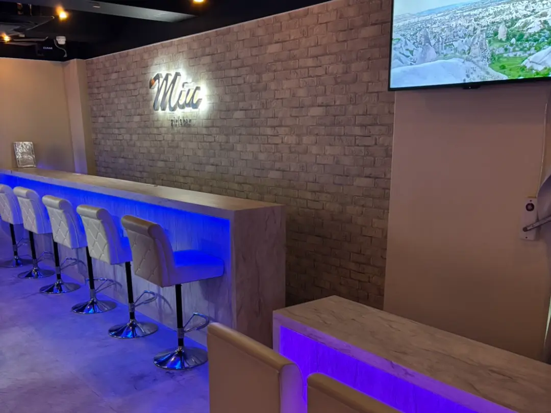 Girl's Bar MIU(ミウ)