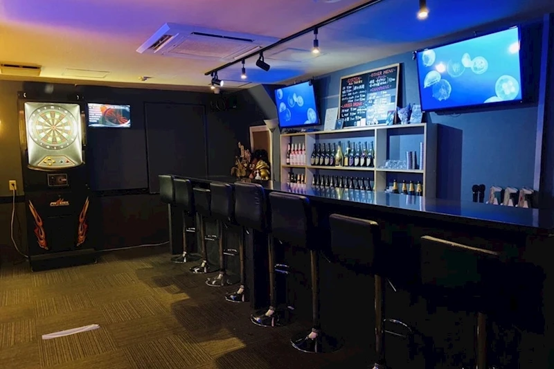 Girl's Bar Ace (エース)