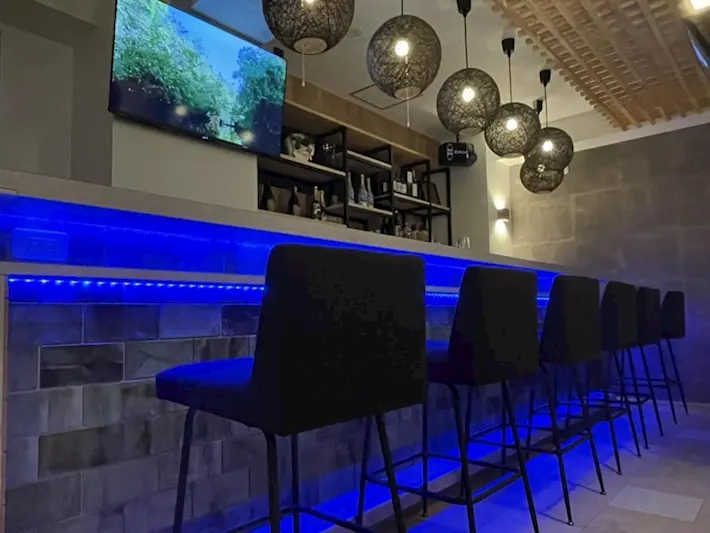 Bar Wave(ウェーブ)