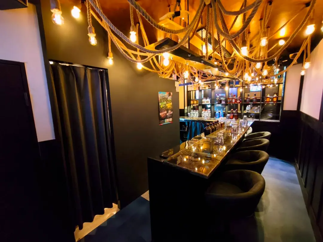 girls bar kiki(キキ)