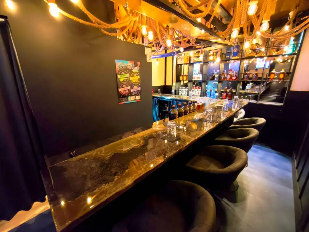 girls bar kiki(キキ)