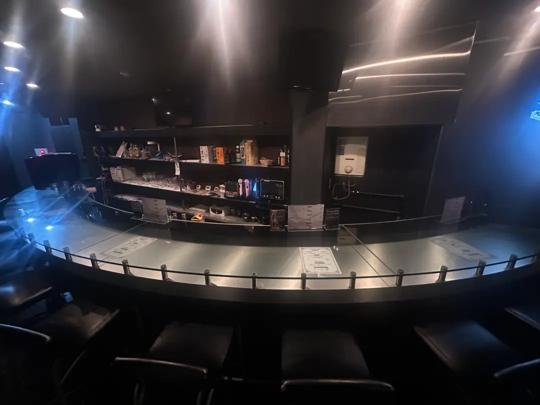 Bar NEST(ネスト)
