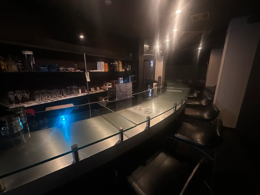 Bar NEST(ネスト)