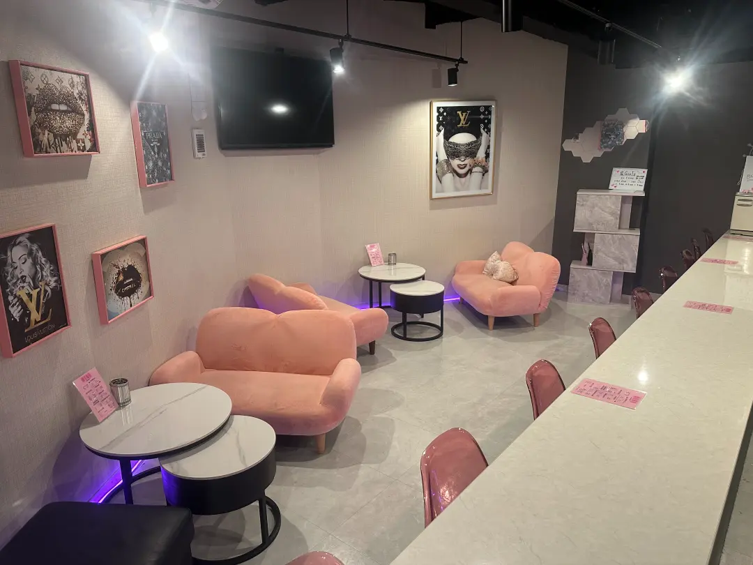 BAR ＆ girls（バーアンドガールズ）