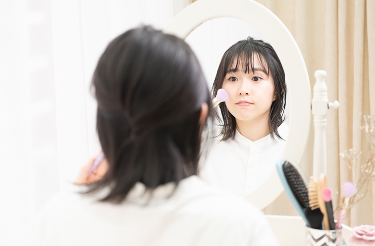 ガールズバーでのおすすめのメイク方法やNGメイクを解説！